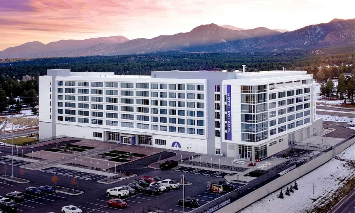 Exterior Hotel at dusk