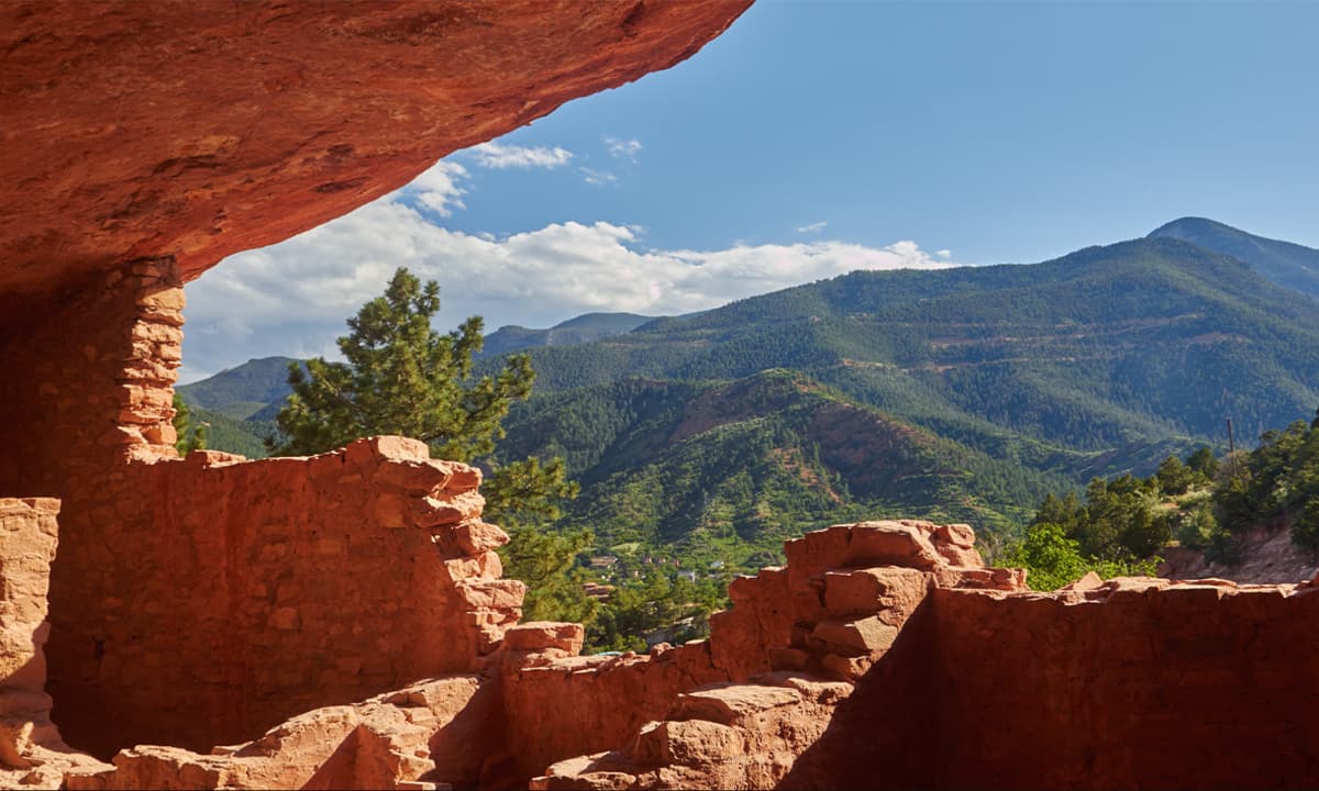 cliff dwellings